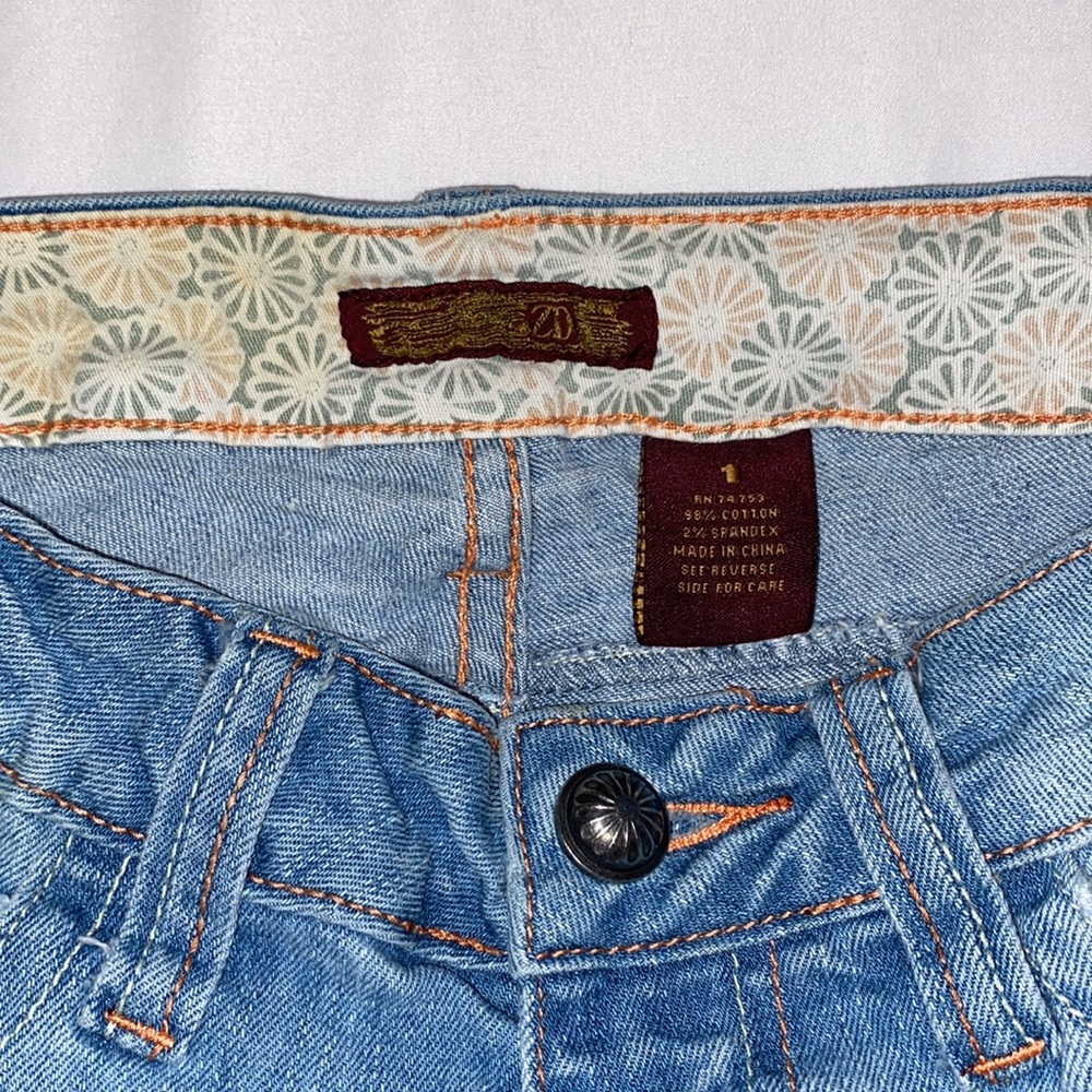 ZD boot cut blue jeans. Size 1. - Picture 2 of 12